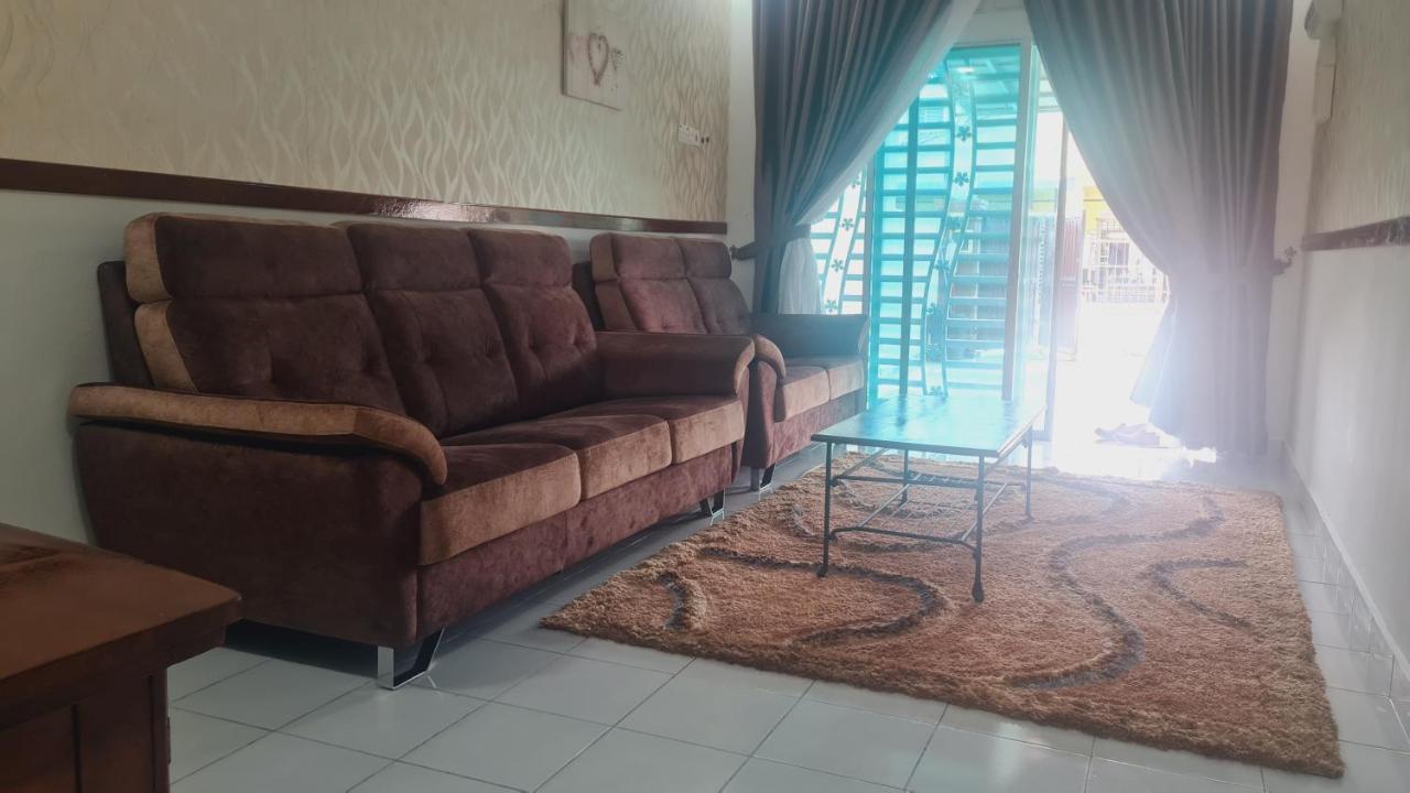 Villa Anjung Klia House 31 With Neflix Banting  Exterior foto
