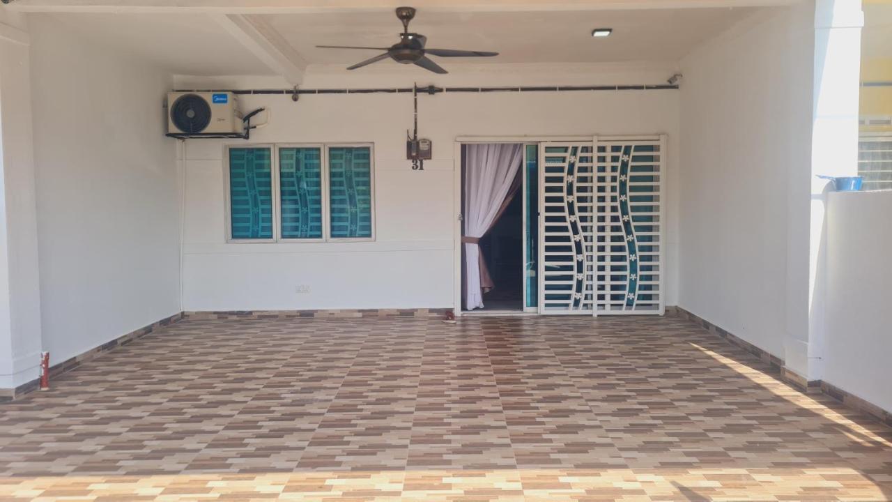 Villa Anjung Klia House 31 With Neflix Banting  Exterior foto